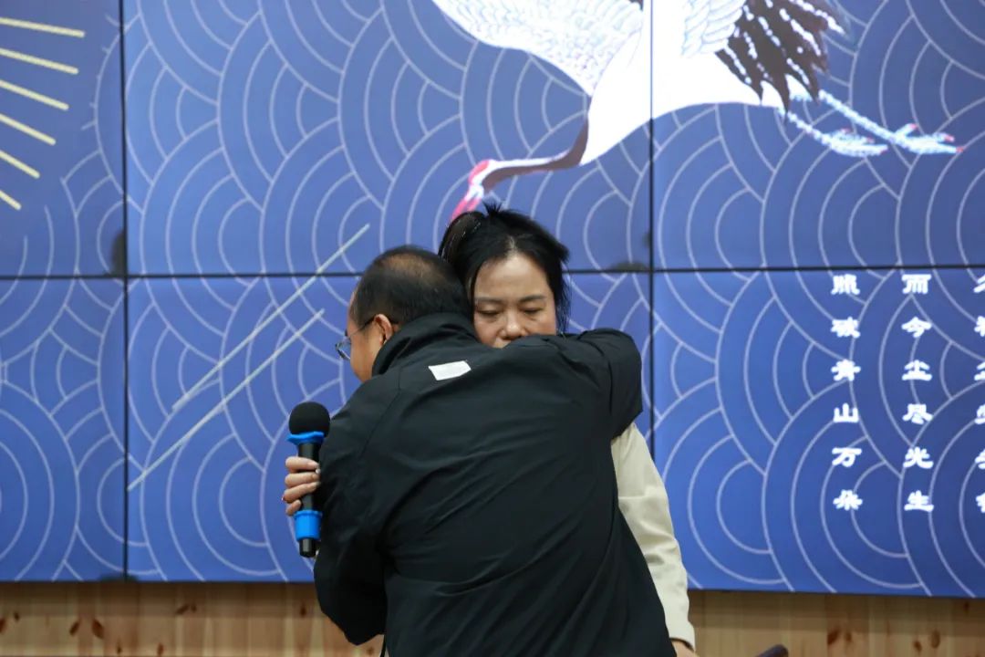 1748420648683344.jpg 1748420648683344.jpg