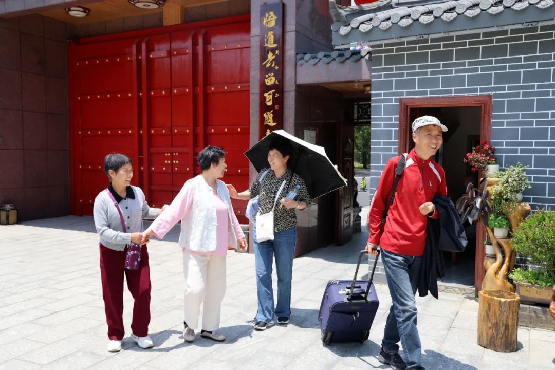 1749520850400367.jpg 1749520850400367.jpg